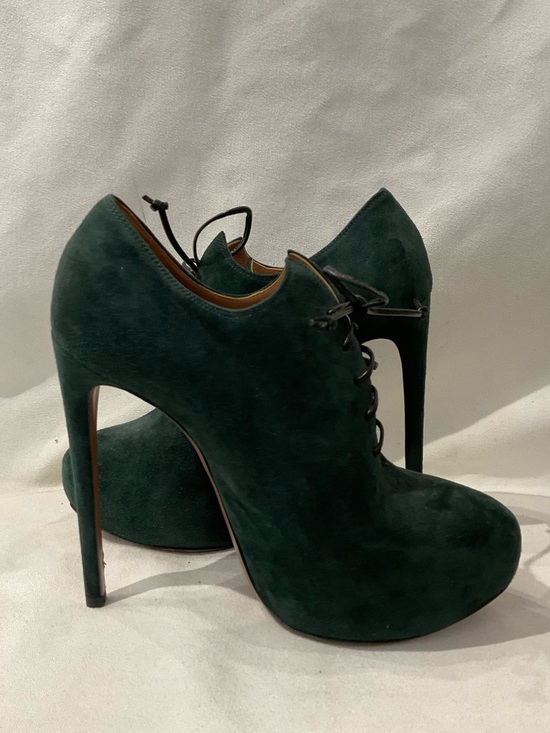 Alaia Shoes - Alaia Booties
